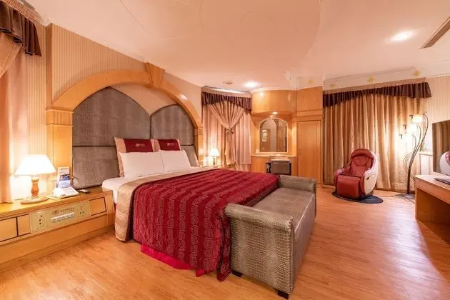 Deluxe Tek Büyük Yataklı Oda
