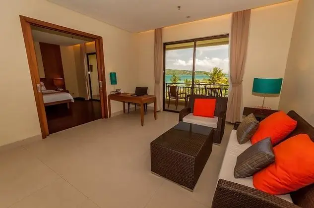 Junior Süit (Junior Suite Lagoon)
