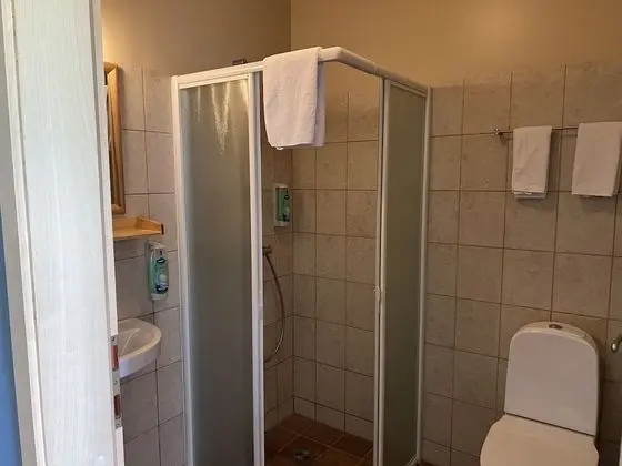 Standard Tek Büyük veya İki Ayrı Yataklı Oda, Özel Banyo