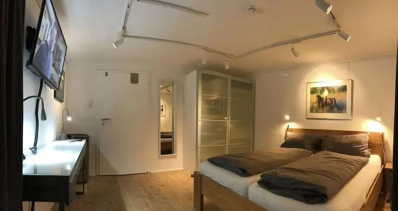 Ev (incl. 150€ cleaning fee)