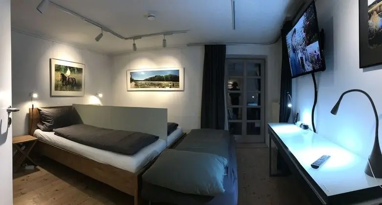 Ev (incl. 150€ cleaning fee)