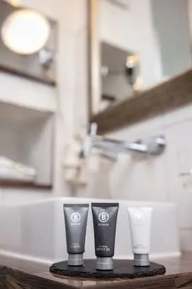 Classic Tek Büyük Yataklı Oda