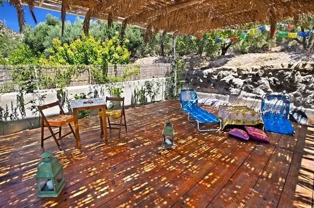 KELARI with private terrace and shared garden
