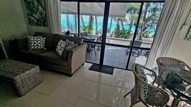 Superior Bungalov, 2 Yatak Odası, Lagün Manzaralı, Denize Sıfır