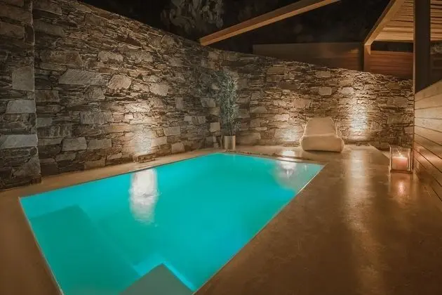 Mamma Mia Honeymoon suite with outdoor pool sea view