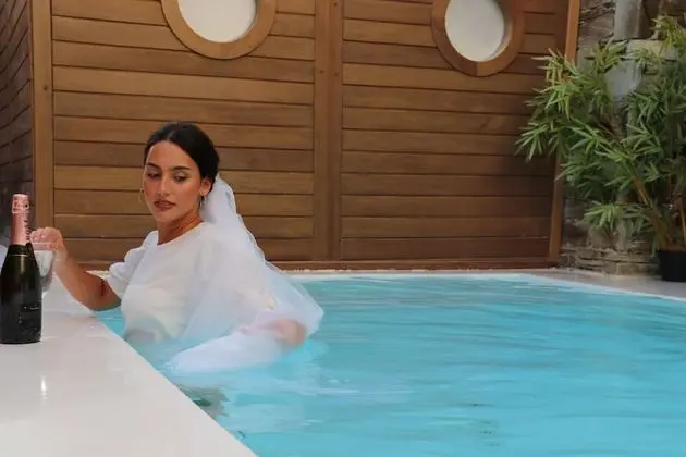 Mamma Mia Honeymoon suite with outdoor pool sea view