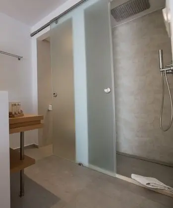 Mamma Mia Honeymoon suite with outdoor pool sea view