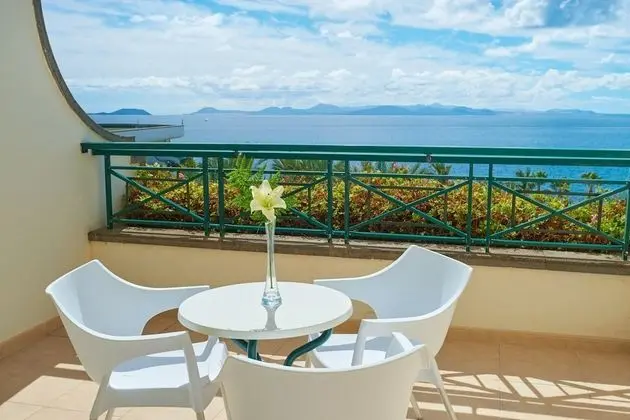 Premium Üç Kişilik Oda, Balkon, Deniz Manzaralı