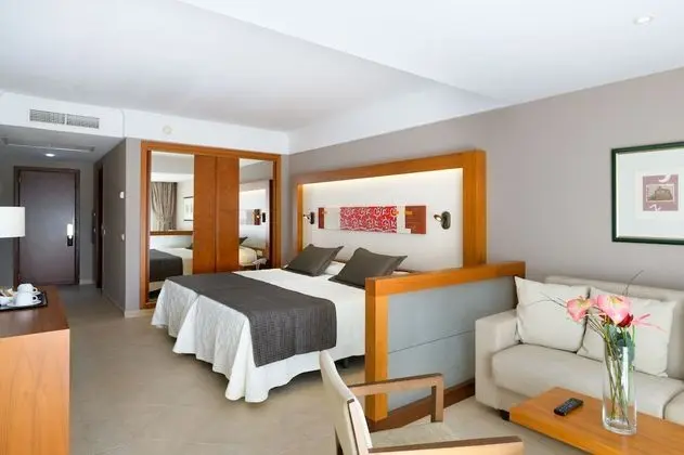 Premium Üç Kişilik Oda, Balkon, Deniz Manzaralı