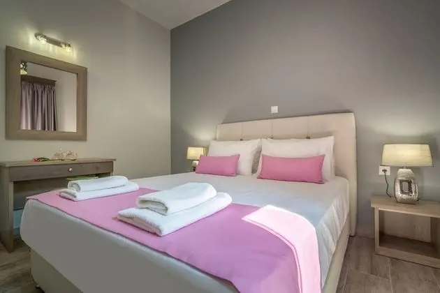 Deluxe Villa, 3 Yatak Odası, Kişiye Özel Havuzlu (Ftelia)
