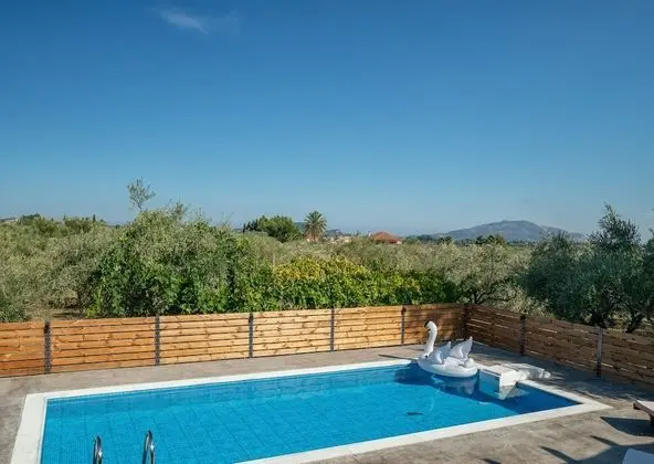 Deluxe Villa, 3 Yatak Odası, Kişiye Özel Havuzlu (Ftelia)