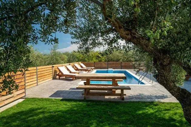 Deluxe Villa, 3 Yatak Odası, Kişiye Özel Havuzlu (Ftelia)