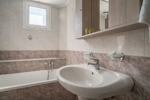 Junior Villa, 2 Yatak Odası, Kişiye Özel Havuzlu, Havuz Manzaralı (Klelia)