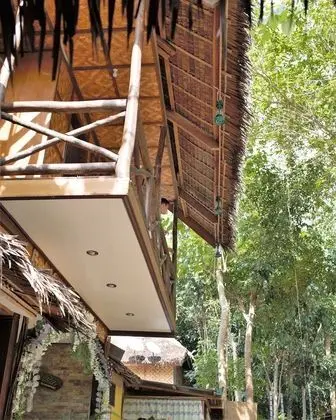 Traditional Ortak Ranzalı Oda, Karma Ranzalı Oda, Balkon