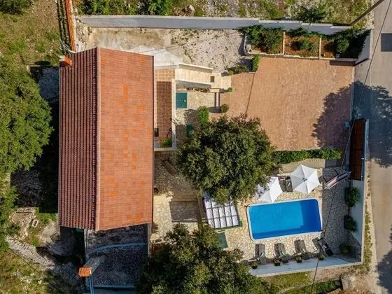 Villa, Sigara İçilebilir