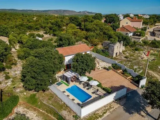 Villa, Sigara İçilebilir