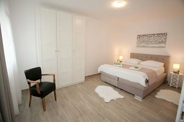 Villa, Sigara İçilebilir