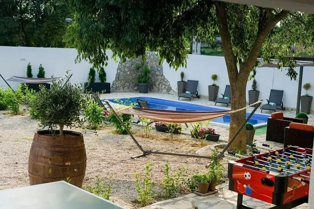 Villa, Sigara İçilebilir