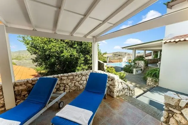 Deluxe Bungalov, Havuz Manzaralı
