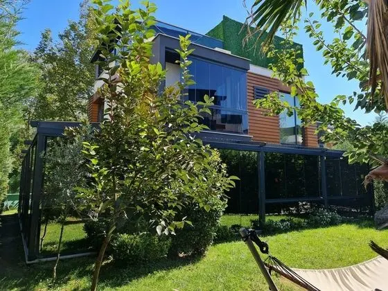 Özel Havuzlu Villa