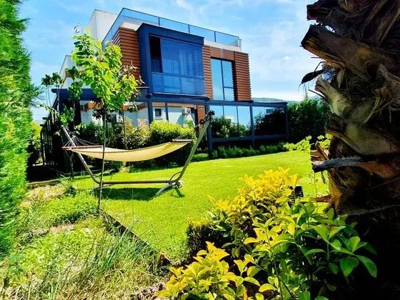Özel Havuzlu Villa