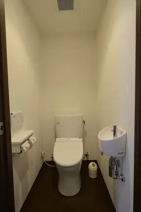 Tek Büyük Yataklı Oda, Sigara İçilmez