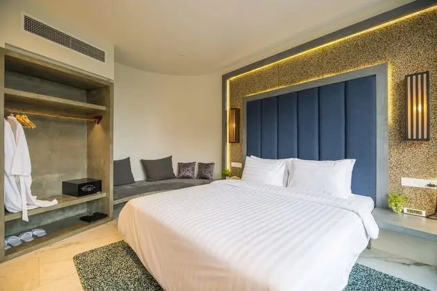 Deluxe Tek Büyük Yataklı Oda