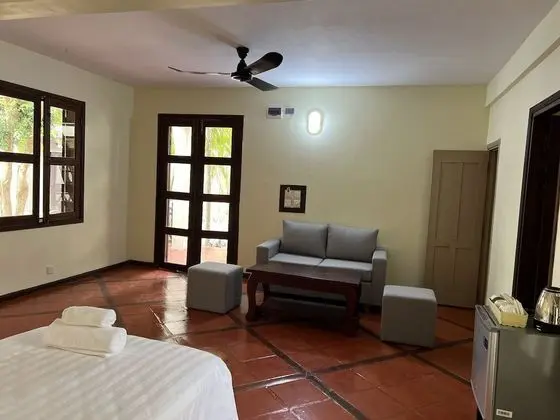 Family Oda, Birden Çok Yatak, Balkon, Havuz Manzaralı