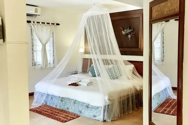 Villa  Bahçe Manzaralı Teraslı
