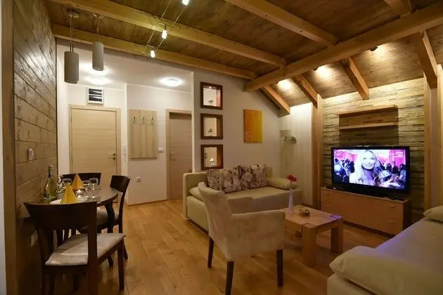 Apart Daire, Dağ Manzaralı