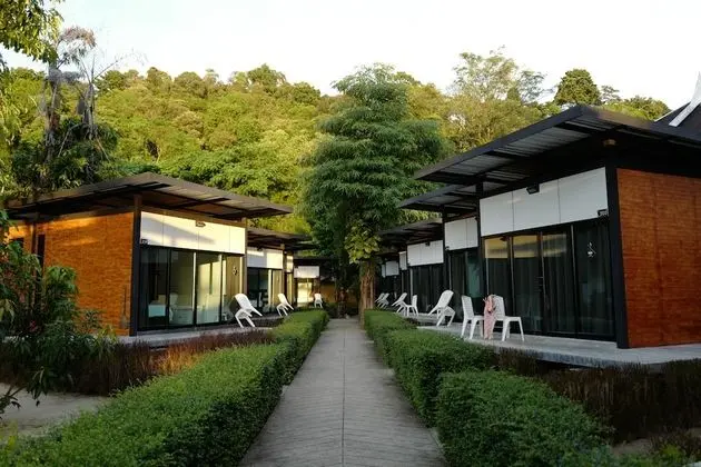 Air Conditioned Bungalow Garden View Double Room
