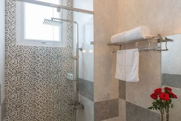 Superior Tek Büyük veya İki Ayrı Yataklı Oda