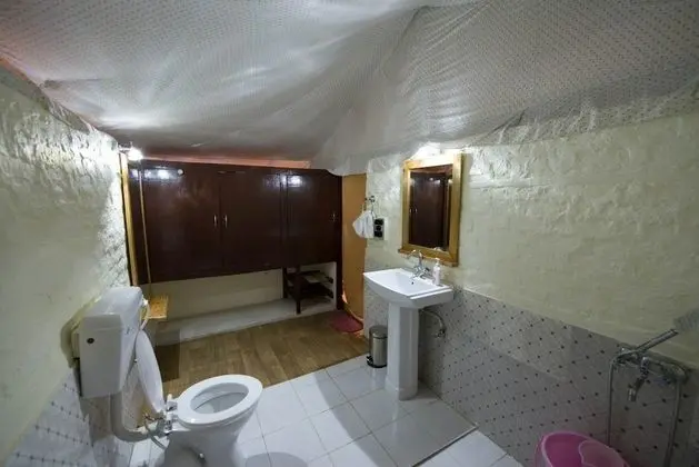 Tek Büyük Yataklı Oda, Özel Banyo