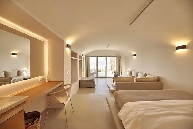 Infinity Residences with Outdoor Hot Tub