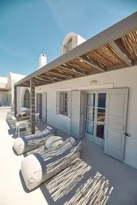 Sunset Residences With Balcony