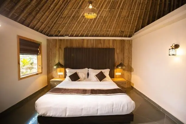 Nature Pool Villa
