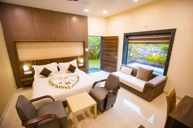Nature Pool Villa