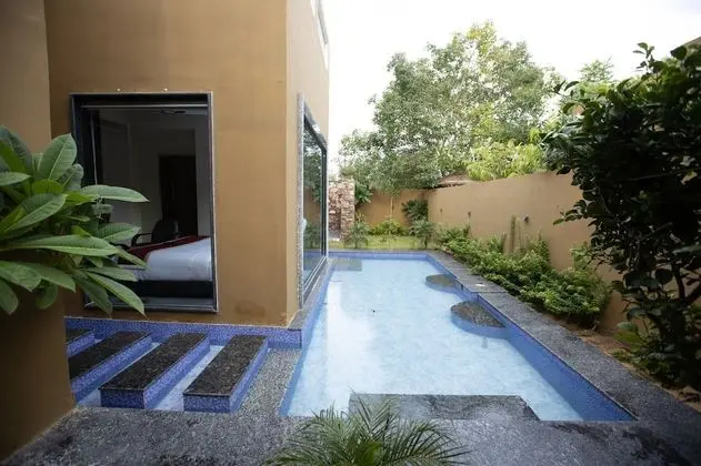 Nature Pool Villa