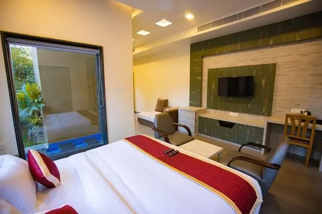 Nature Pool Villa