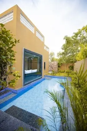 Nature Pool Villa