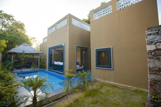 Nature Pool Villa