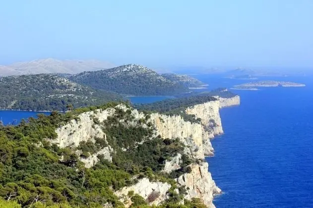 Ev (Nature park - relaxing and comfortabl)
