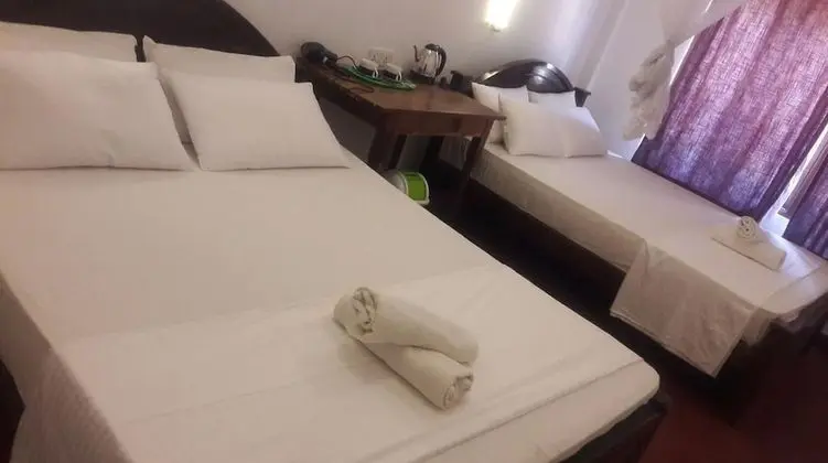 Family Oda, 2 Çift Kişilik Yatak, Sigara İçilmez