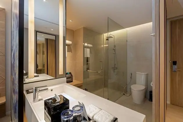 Deluxe Room with Private Jacuzzi