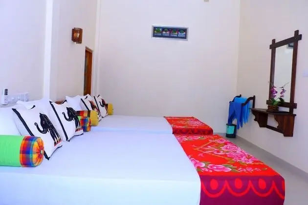 Deluxe Üç Kişilik Oda, Bahçe Manzaralı