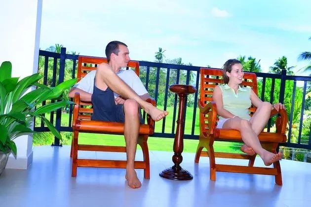 Deluxe Üç Kişilik Oda, Bahçe Manzaralı