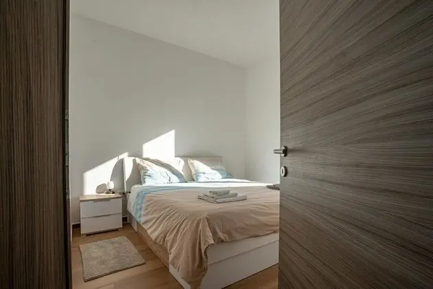 Ev (Three bedroom house)