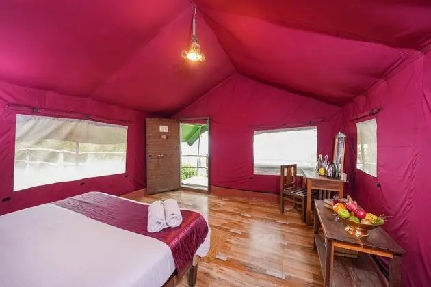 Valley View Premium Tent