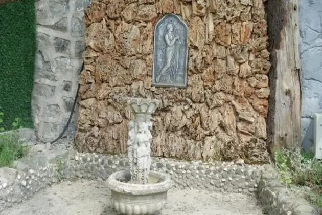 Standard Jadestone Oda