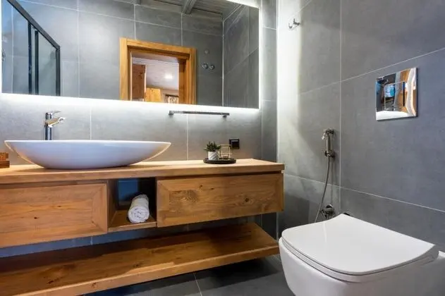 Villa 2+1 Oda, Bahçe Manzaralı, Balkonlu